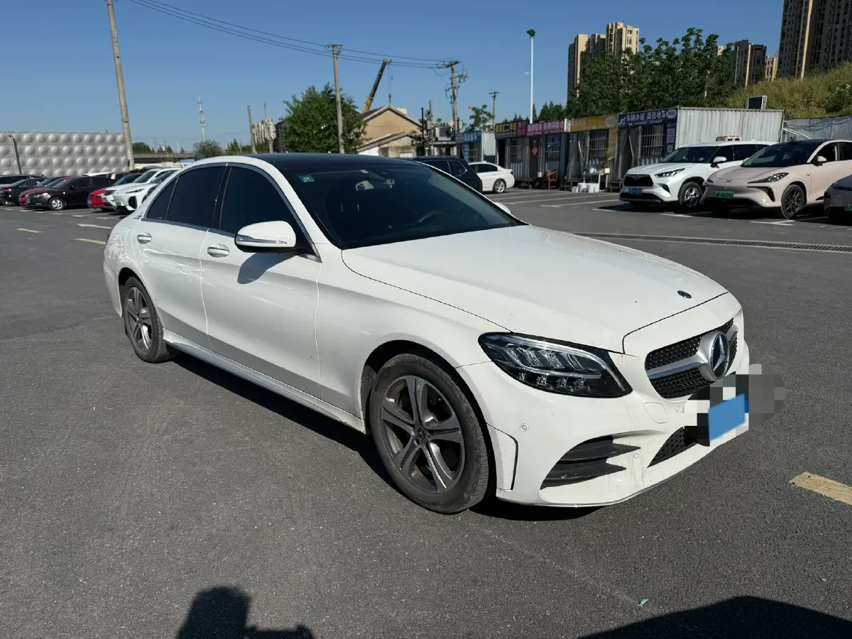 2020 Mercedes-Benz C Class 1.5T 184HP L4 9AT,autocango,china used car exporter,china ev exporter,chinese used car exporter,chinese used ev exporter