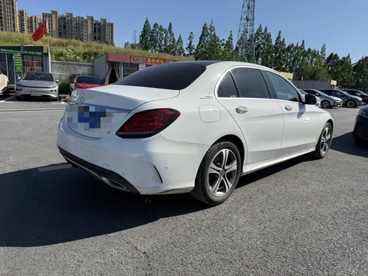 2020 Mercedes-Benz C Class 1.5T 184HP L4 9AT,autocango,china used car exporter,china ev exporter,chinese used car exporter,chinese used ev exporter