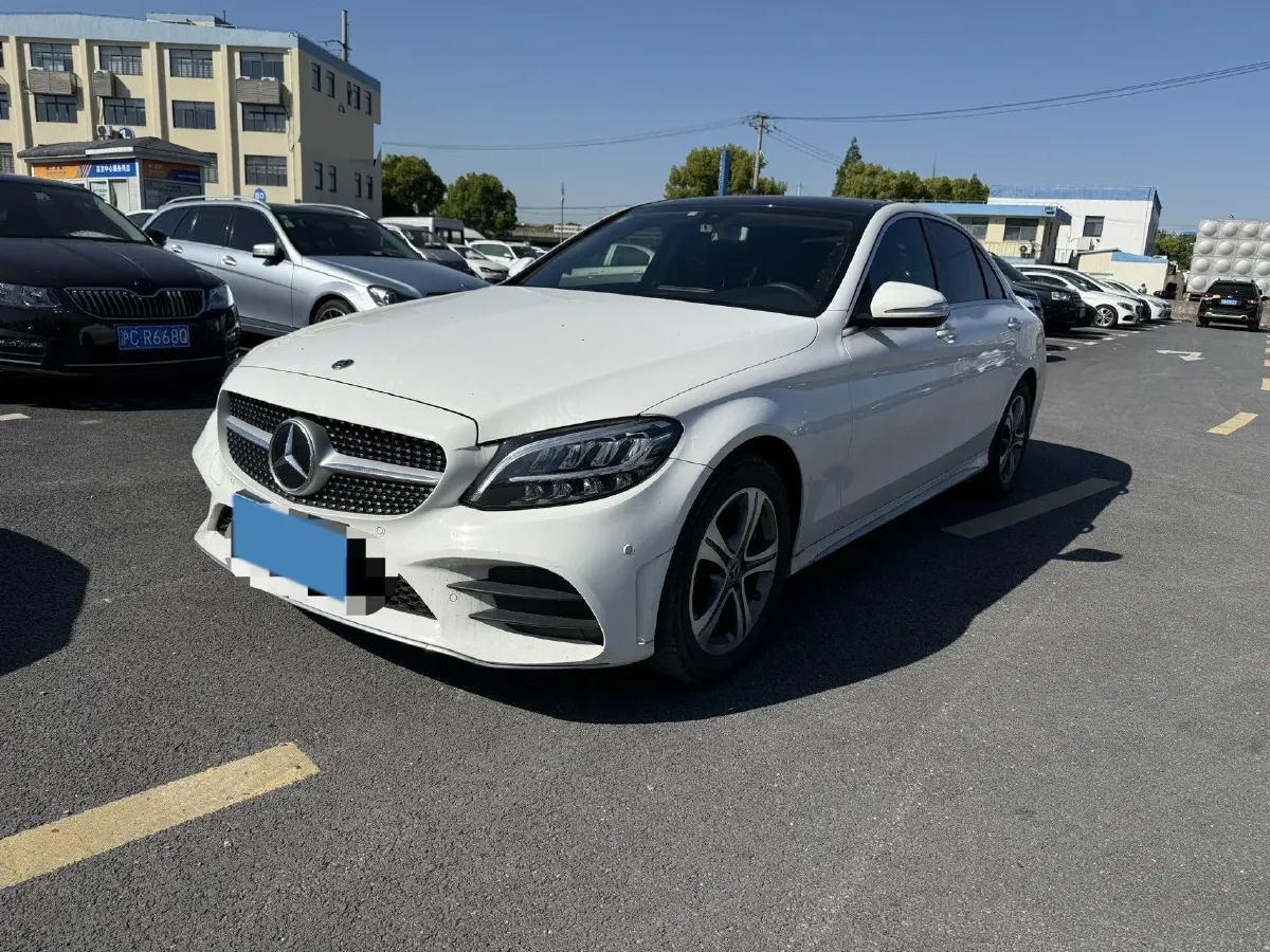 2020 Mercedes-Benz C Class 1.5T 184HP L4 9AT,autocango,china used car exporter,china ev exporter,chinese used car exporter,chinese used ev exporter