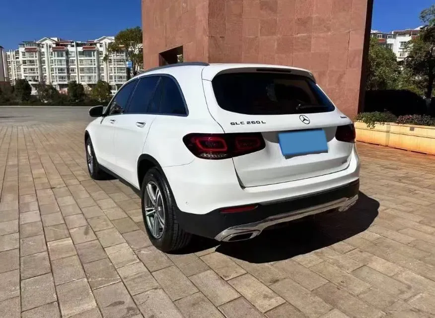 2022 Mercedes-Benz GLC Class 2.0T 197HP L4 9AT,autocango,china used car exporter,china ev exporter,chinese used car exporter,chinese used ev exporter