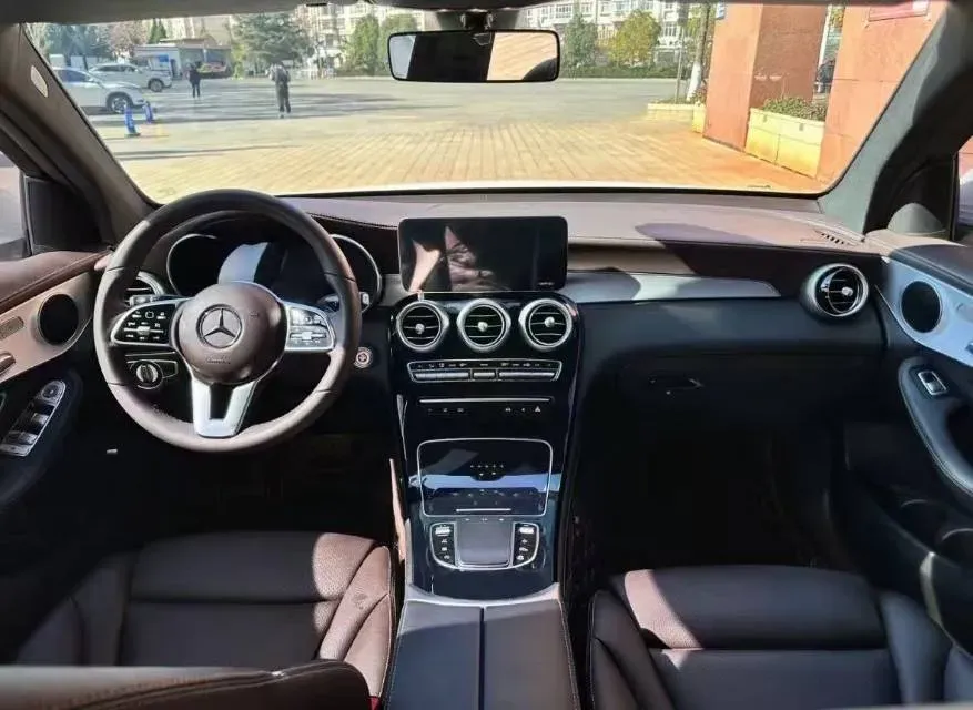 2022 Mercedes-Benz GLC Class 2.0T 197HP L4 9AT,autocango,china used car exporter,china ev exporter,chinese used car exporter,chinese used ev exporter