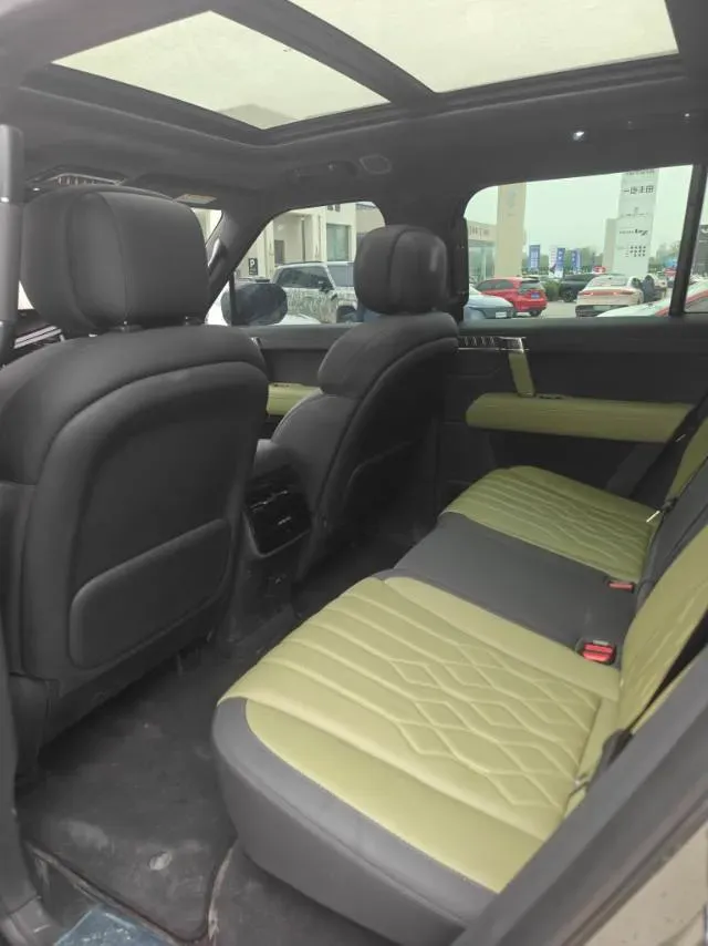 2025 M Hero WarriorM817 1.5T 197HP L4 2DHT PHEV,autocango,china used car exporter,china ev exporter,chinese used car exporter,chinese used ev exporter