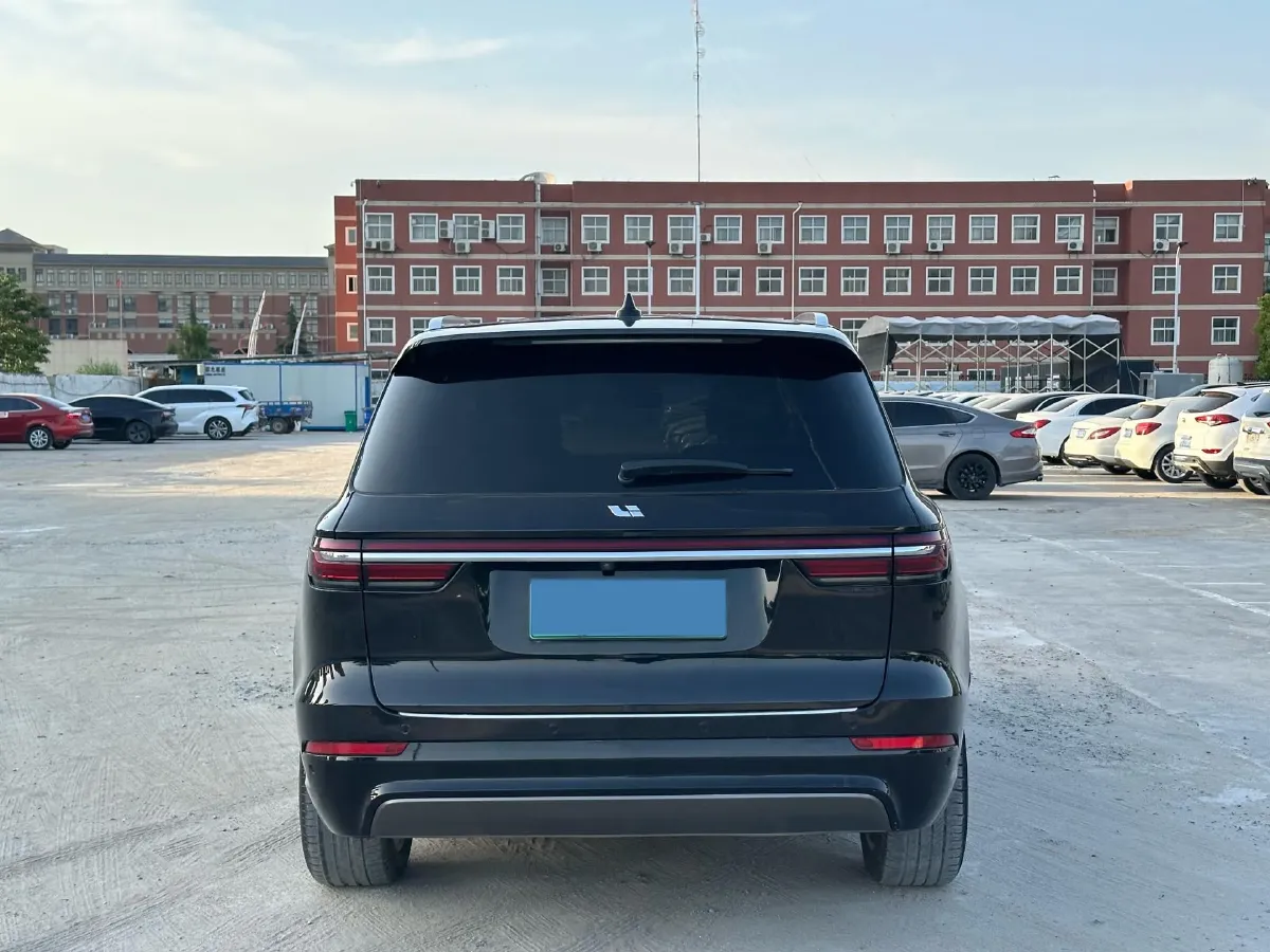 2020 Li ONE Range Extended 131HP REEV 40.5KWH,autocango,china used car exporter,china ev exporter,chinese used car exporter,chinese used ev exporter