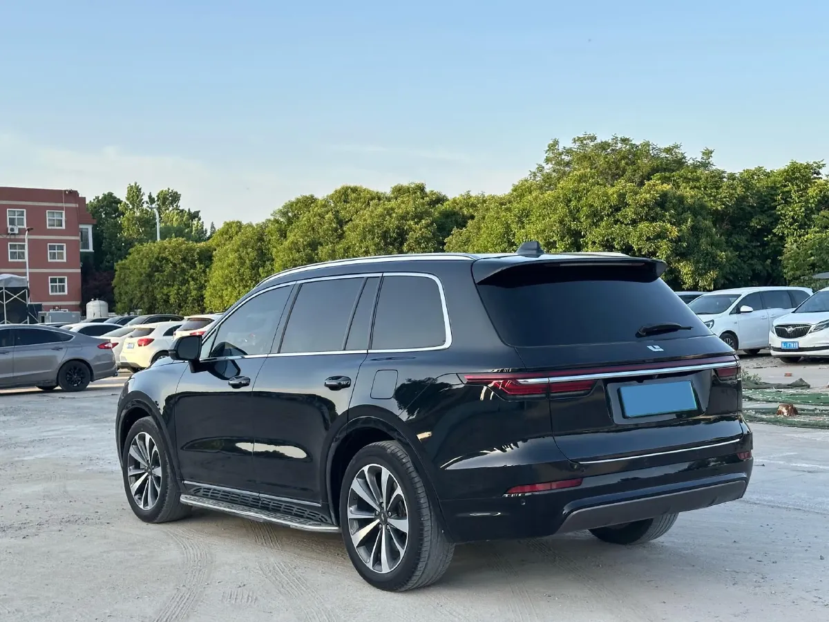 2020 Li ONE Range Extended 131HP REEV 40.5KWH,autocango,china used car exporter,china ev exporter,chinese used car exporter,chinese used ev exporter