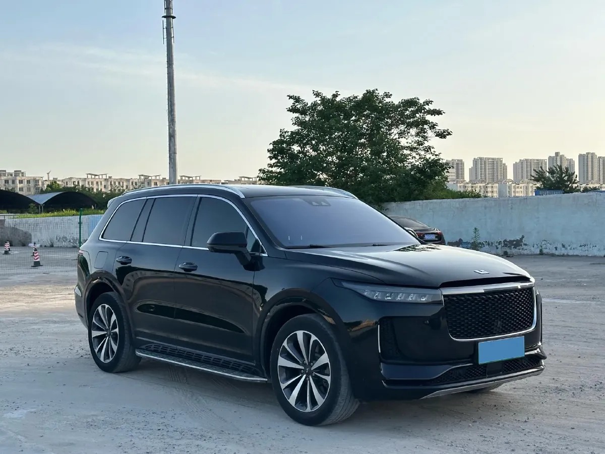 2020 Li ONE Range Extended 131HP REEV 40.5KWH,autocango,china used car exporter,china ev exporter,chinese used car exporter,chinese used ev exporter
