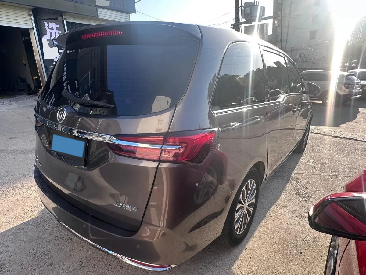 2021 Buick GL8 2.0T 237HP L4 9AT,autocango,china used car exporter,china ev exporter,chinese used car exporter,chinese used ev exporter