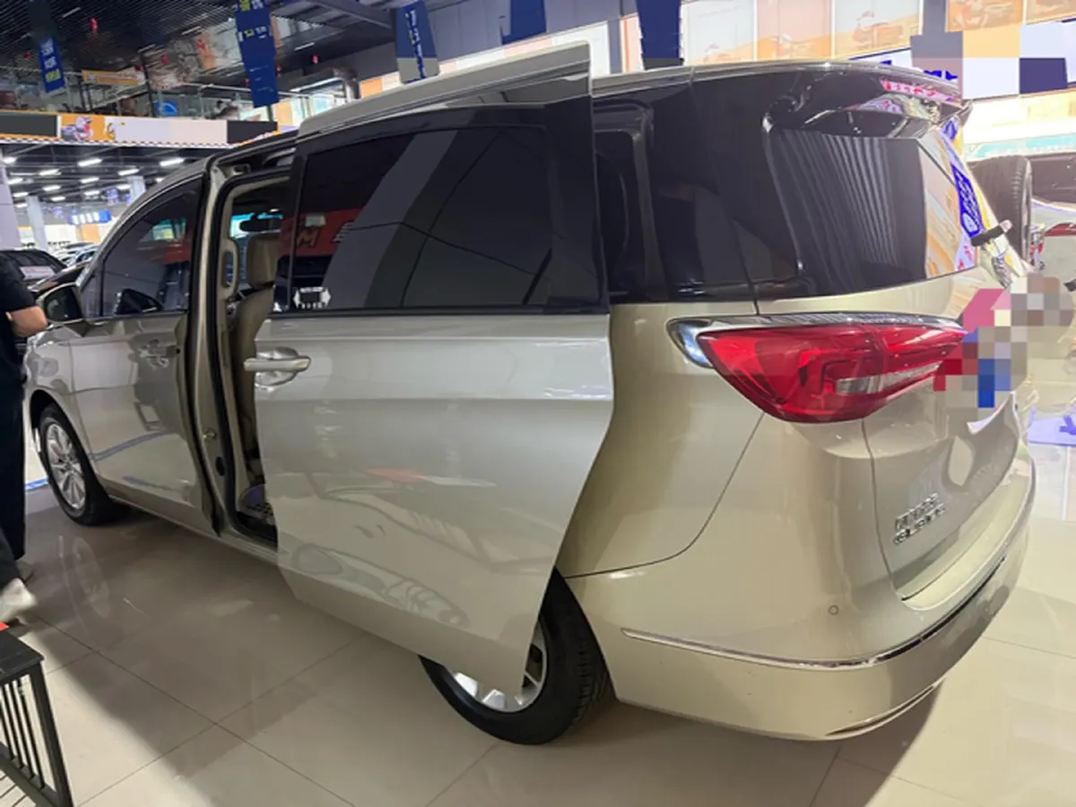 2018 Buick GL8 2.0T 260HP L4 6AT,autocango,china used car exporter,china ev exporter,chinese used car exporter,chinese used ev exporter