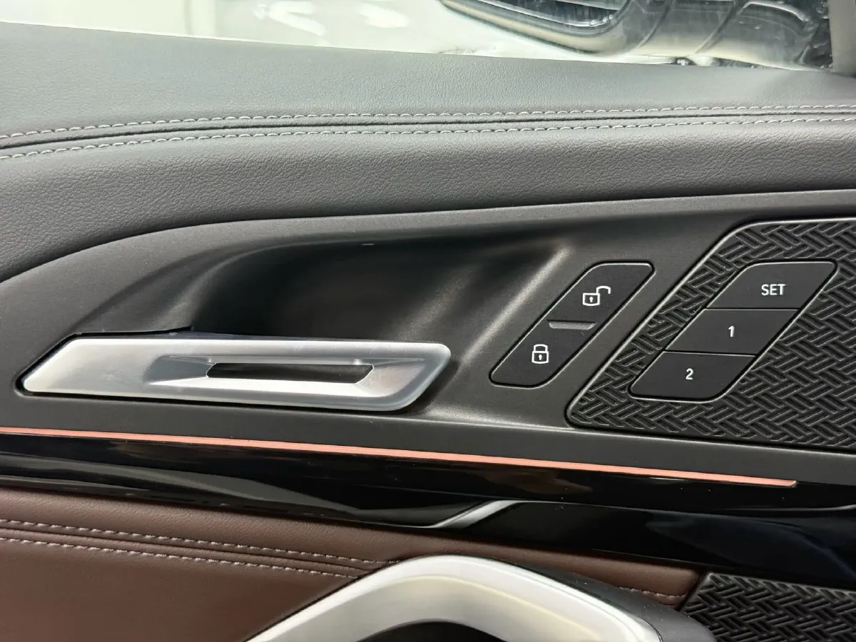 2023 BMW X1 1.5T 156HP L3 7DCT,autocango,china used car exporter,china ev exporter,chinese used car exporter,chinese used ev exporter