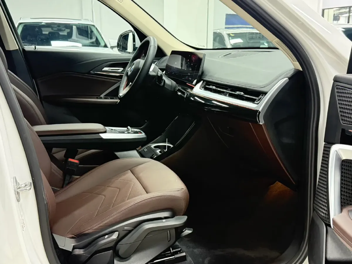 2023 BMW X1 1.5T 156HP L3 7DCT,autocango,china used car exporter,china ev exporter,chinese used car exporter,chinese used ev exporter