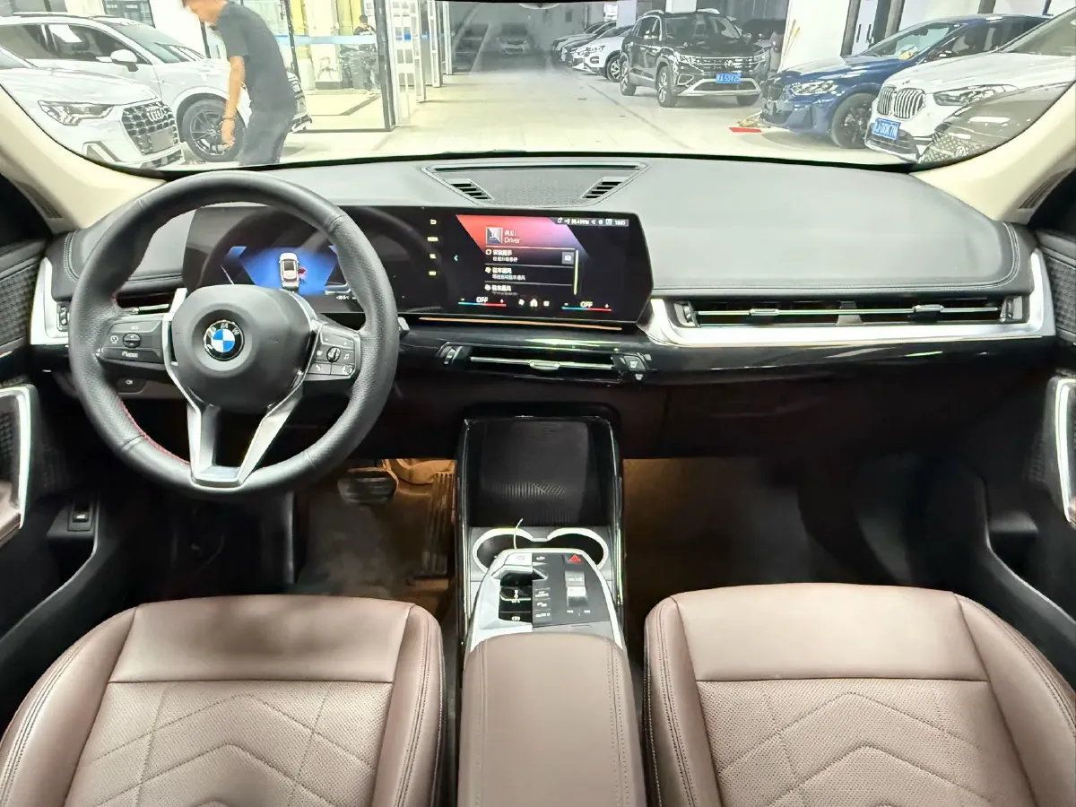 2023 BMW X1 1.5T 156HP L3 7DCT,autocango,china used car exporter,china ev exporter,chinese used car exporter,chinese used ev exporter