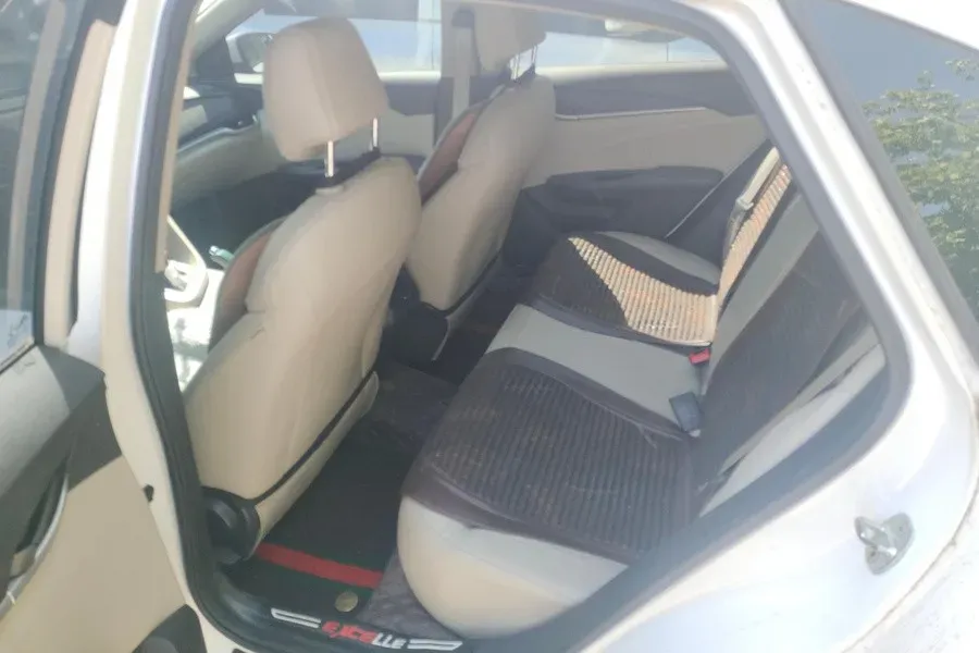 2021 Buick Excelle 1.5L 113HP L4 6AT,autocango,china used car exporter,china ev exporter,chinese used car exporter,chinese used ev exporter