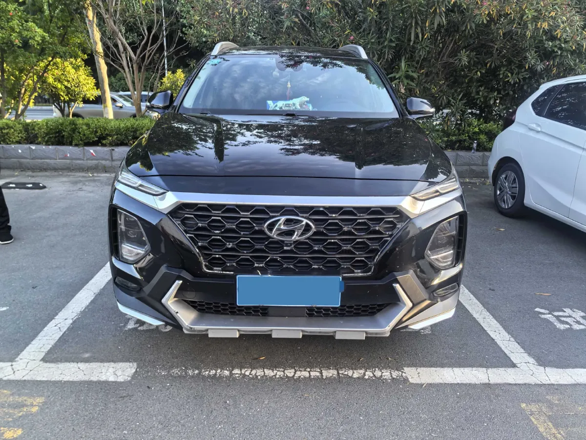2019 Hyundai Santafe 2.0T 240HP L4 8AT,autocango,china used car exporter,china ev exporter,chinese used car exporter,chinese used ev exporter