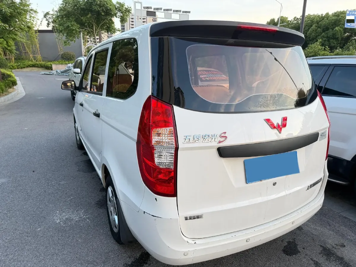 2015 WuLing HongGuang 1.5L 112HP L4 5MT,autocango,china used car exporter,china ev exporter,chinese used car exporter,chinese used ev exporter