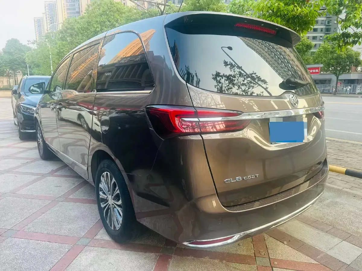 2021 Buick GL8 2.0T 237HP L4 9AT,autocango,china used car exporter,china ev exporter,chinese used car exporter,chinese used ev exporter