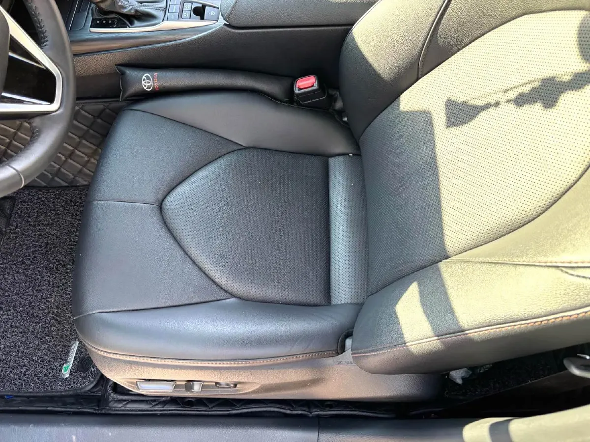 2021 Toyota Camry 2.5L 178HP L4 E-CVT Hybrid,autocango,china used car exporter,china ev exporter,chinese used car exporter,chinese used ev exporter