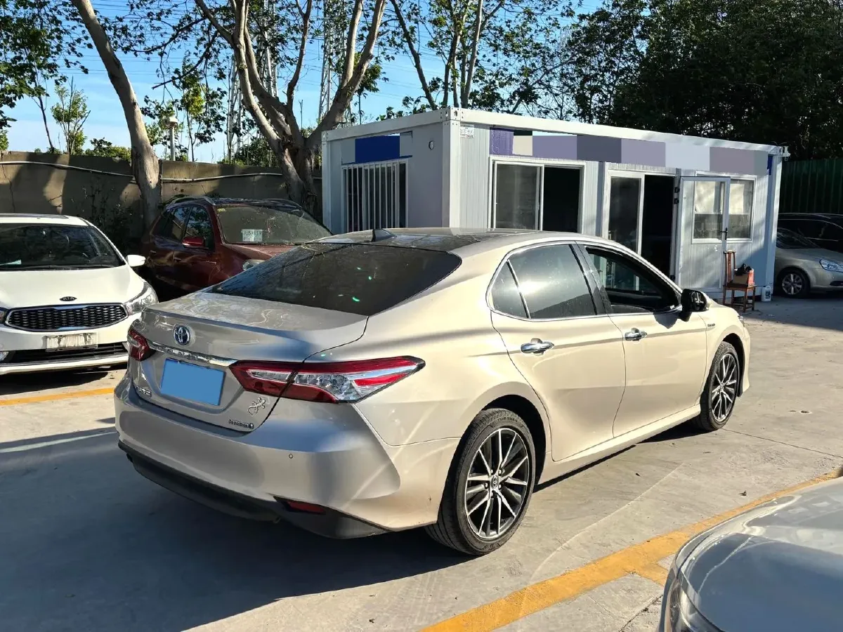 2021 Toyota Camry 2.5L 178HP L4 E-CVT Hybrid,autocango,china used car exporter,china ev exporter,chinese used car exporter,chinese used ev exporter