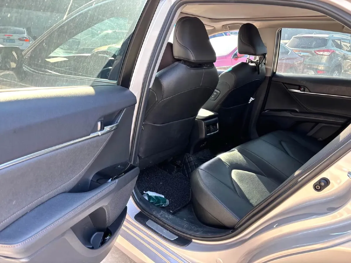 2021 Toyota Camry 2.5L 178HP L4 E-CVT Hybrid,autocango,china used car exporter,china ev exporter,chinese used car exporter,chinese used ev exporter