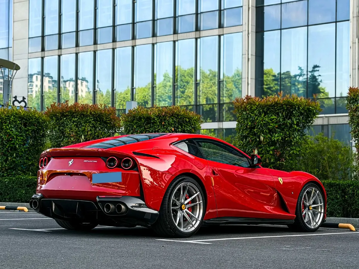 2017 Ferrari 812 6.5L 800HP V12 7DCT,autocango,china used car exporter,china ev exporter,chinese used car exporter,chinese used ev exporter