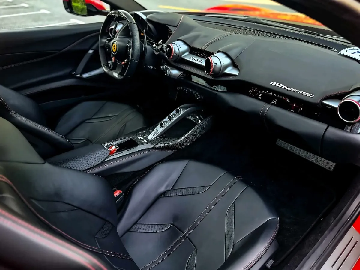 2017 Ferrari 812 6.5L 800HP V12 7DCT,autocango,china used car exporter,china ev exporter,chinese used car exporter,chinese used ev exporter