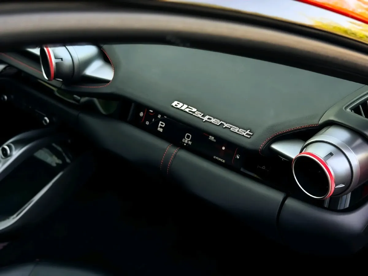 2017 Ferrari 812 6.5L 800HP V12 7DCT,autocango,china used car exporter,china ev exporter,chinese used car exporter,chinese used ev exporter