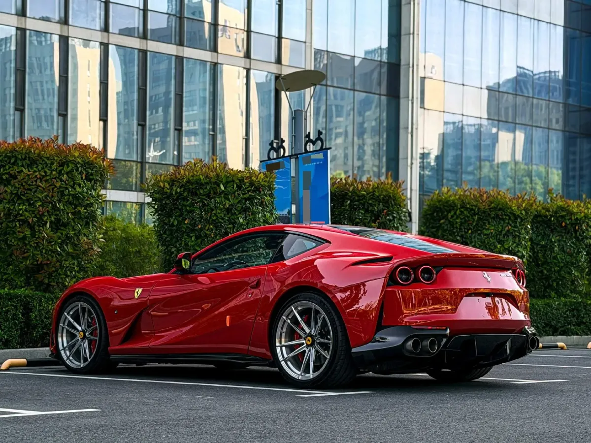 2017 Ferrari 812 6.5L 800HP V12 7DCT,autocango,china used car exporter,china ev exporter,chinese used car exporter,chinese used ev exporter