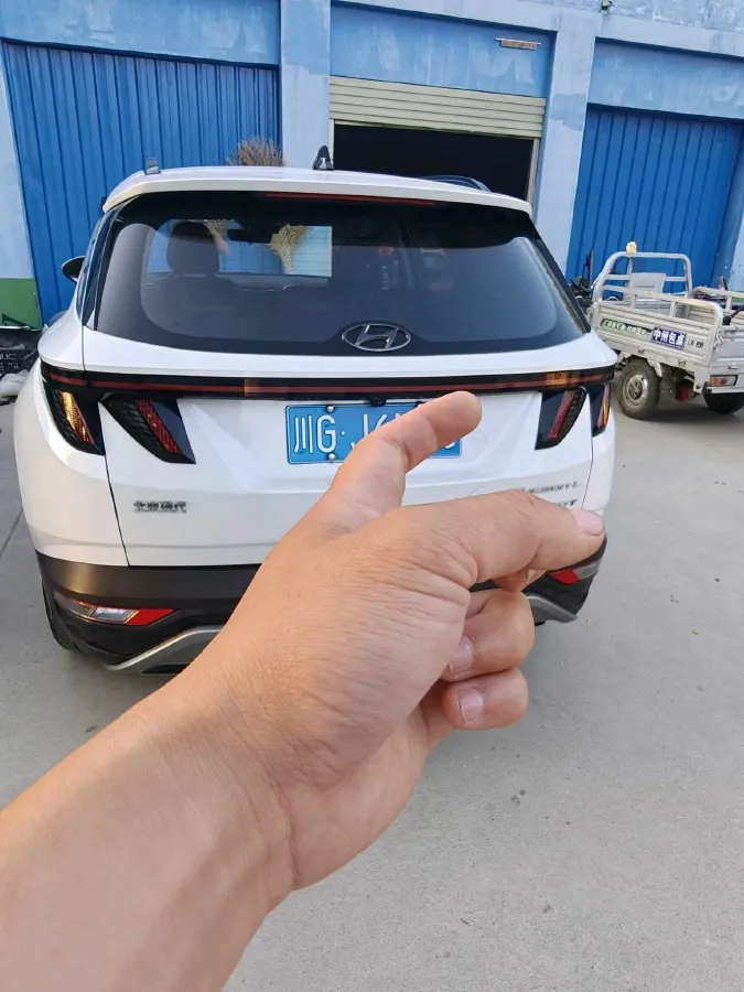 2023 Hyundai Tucson 1.5T 200HP L4 8AT,autocango,china used car exporter,china ev exporter,chinese used car exporter,chinese used ev exporter