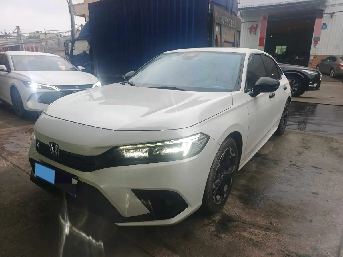 2023 Honda Civic 1.5T 182HP L4 CVT,autocango,china used car exporter,china ev exporter,chinese used car exporter,chinese used ev exporter