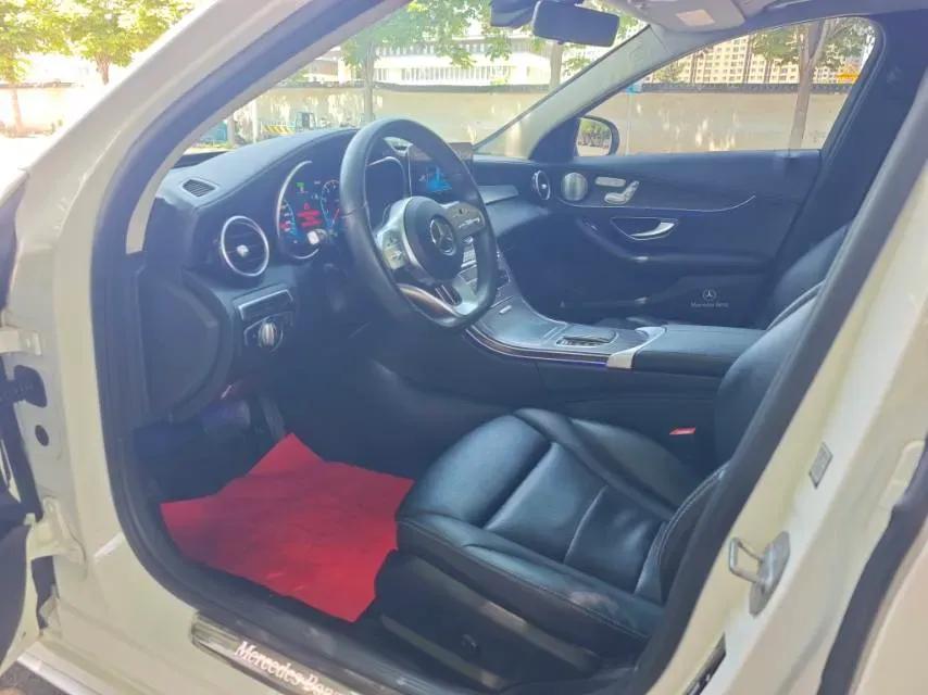 2021 Mercedes-Benz C Class 1.5T 184HP L4 9AT,autocango,china used car exporter,china ev exporter,chinese used car exporter,chinese used ev exporter