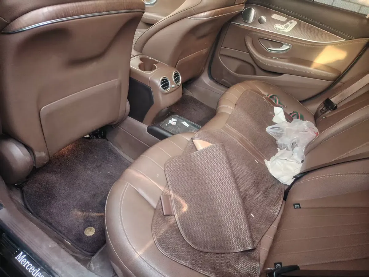 2020 Mercedes-Benz E Class 2.0T 258HP L4 9AT,autocango,china used car exporter,china ev exporter,chinese used car exporter,chinese used ev exporter