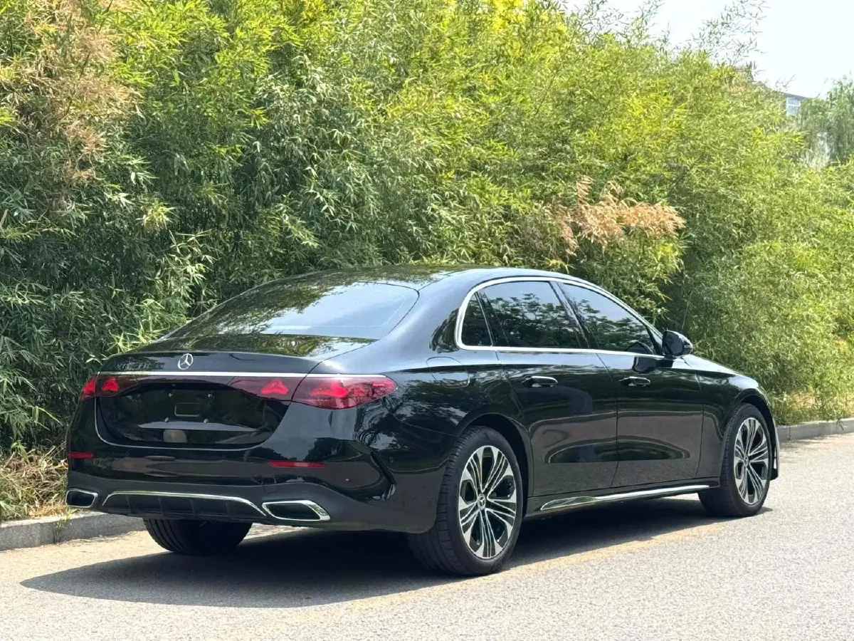 2024 Mercedes-Benz E Class 2.0T 258HP L4 9AT,autocango,china used car exporter,china ev exporter,chinese used car exporter,chinese used ev exporter