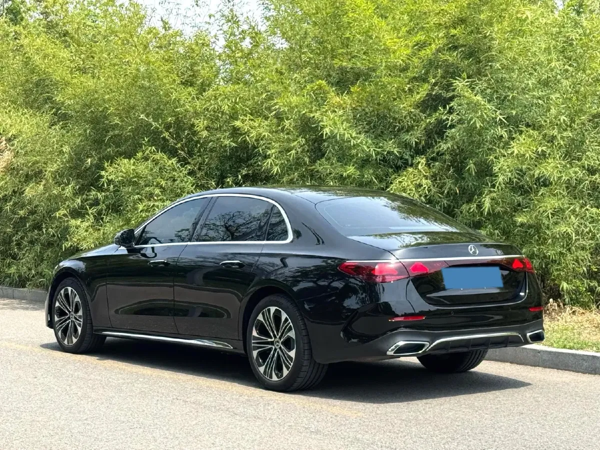 2024 Mercedes-Benz E Class 2.0T 258HP L4 9AT,autocango,china used car exporter,china ev exporter,chinese used car exporter,chinese used ev exporter