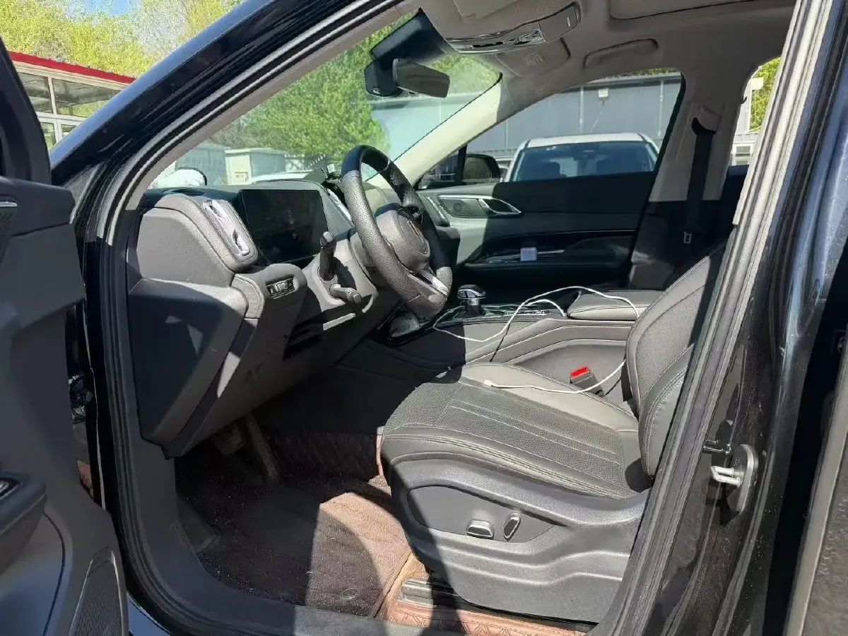 2024 HongQi HS3 1.5T 169HP L4 1DHT PHEV 18.4KWH,autocango,china used car exporter,china ev exporter,chinese used car exporter,chinese used ev exporter