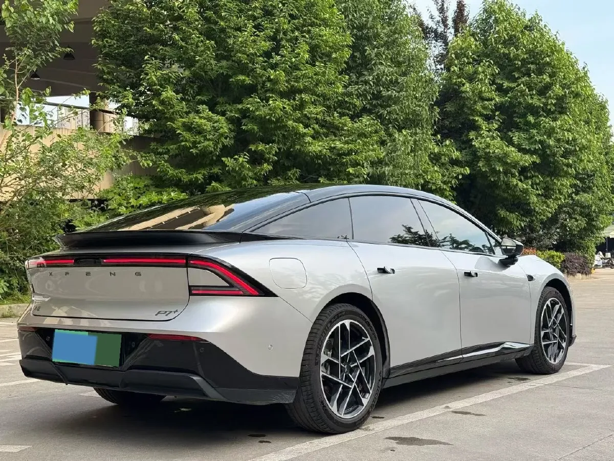 2024 Xpeng P7+ BEV 60.7KWH,autocango,china used car exporter,china ev exporter,chinese used car exporter,chinese used ev exporter