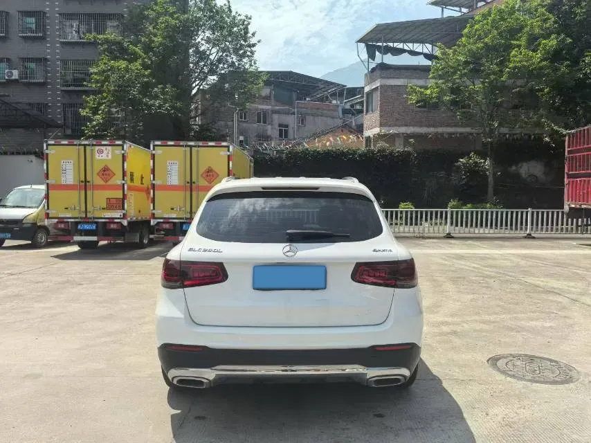 2020 Mercedes-Benz GLC Class 2.0T 197HP L4 9AT,autocango,china used car exporter,china ev exporter,chinese used car exporter,chinese used ev exporter