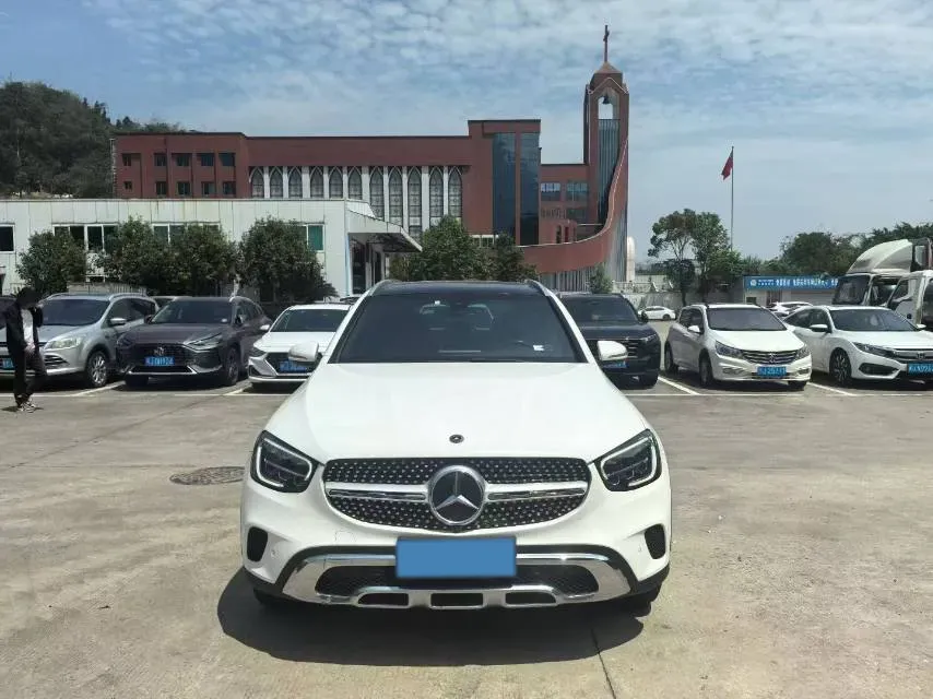 2020 Mercedes-Benz GLC Class 2.0T 197HP L4 9AT,autocango,china used car exporter,china ev exporter,chinese used car exporter,chinese used ev exporter