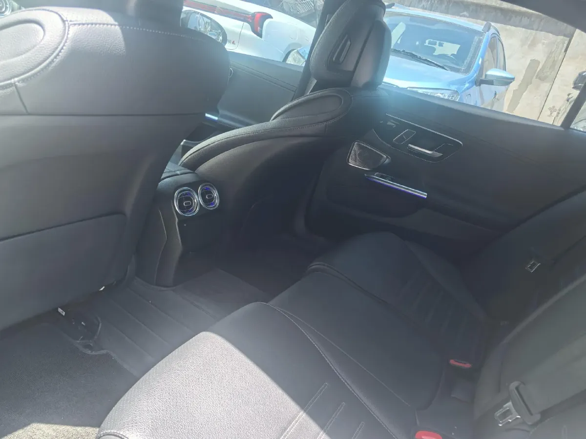 2023 Mercedes-Benz C Class 1.5T 204HP L4 9AT,autocango,china used car exporter,china ev exporter,chinese used car exporter,chinese used ev exporter