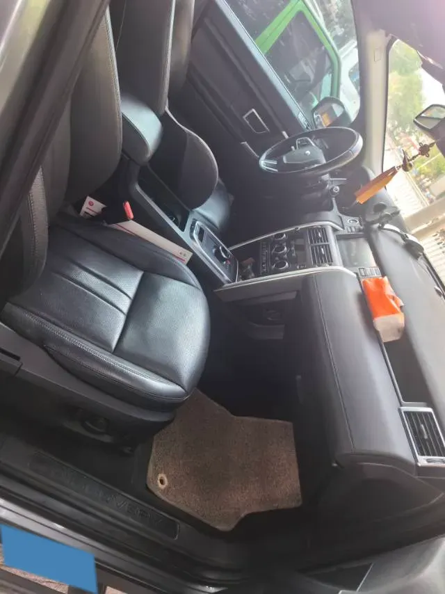 2018 Land Rover Discovery Sport 2.0T 241HP L4 9AT,autocango,china used car exporter,china ev exporter,chinese used car exporter,chinese used ev exporter