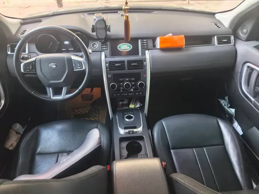 2018 Land Rover Discovery Sport 2.0T 241HP L4 9AT,autocango,china used car exporter,china ev exporter,chinese used car exporter,chinese used ev exporter
