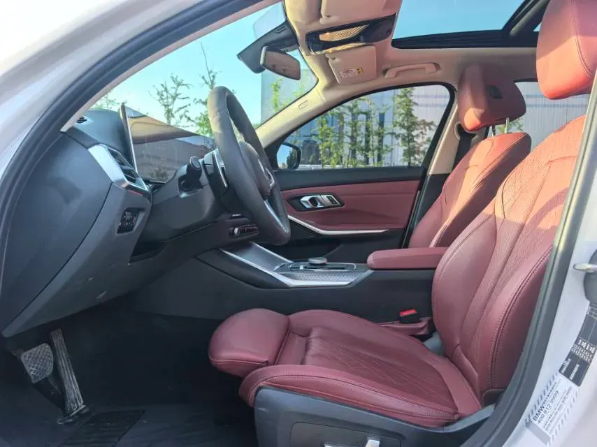 2023 BMW 3 Series 2.0T 184HP L4 8AT,autocango,china used car exporter,china ev exporter,chinese used car exporter,chinese used ev exporter