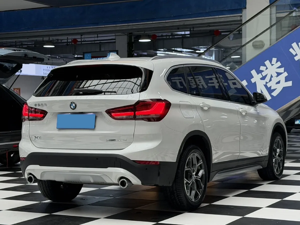 2022 BMW X1 1.5T 140HP L3 7DCT,autocango,china used car exporter,china ev exporter,chinese used car exporter,chinese used ev exporter