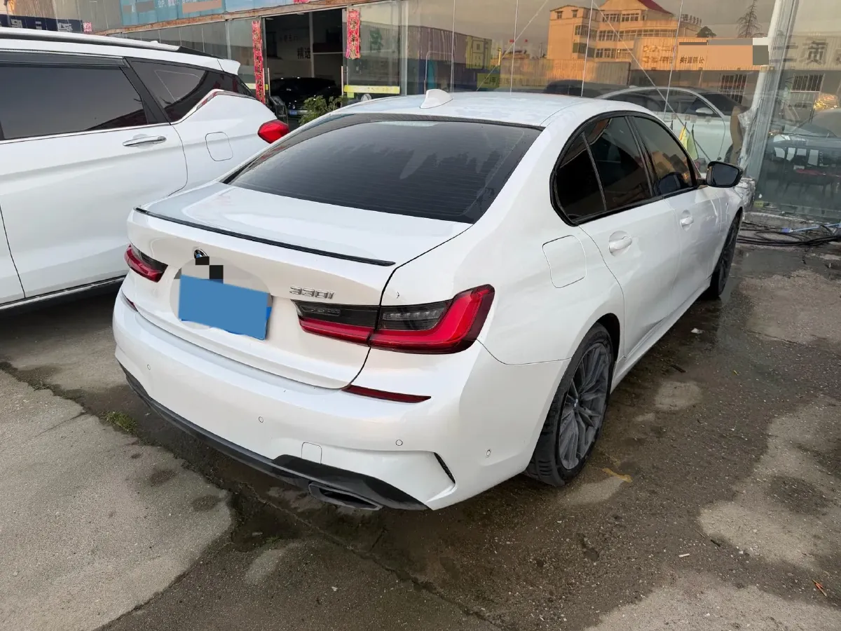 2021 BMW 3 Series 2.0T 184HP L4 8AT,autocango,china used car exporter,china ev exporter,chinese used car exporter,chinese used ev exporter