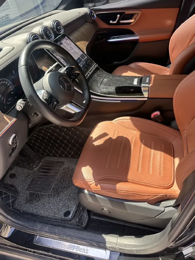 2023 Mercedes-Benz GLC Class 2.0T 258HP L4 9AT,autocango,china used car exporter,china ev exporter,chinese used car exporter,chinese used ev exporter