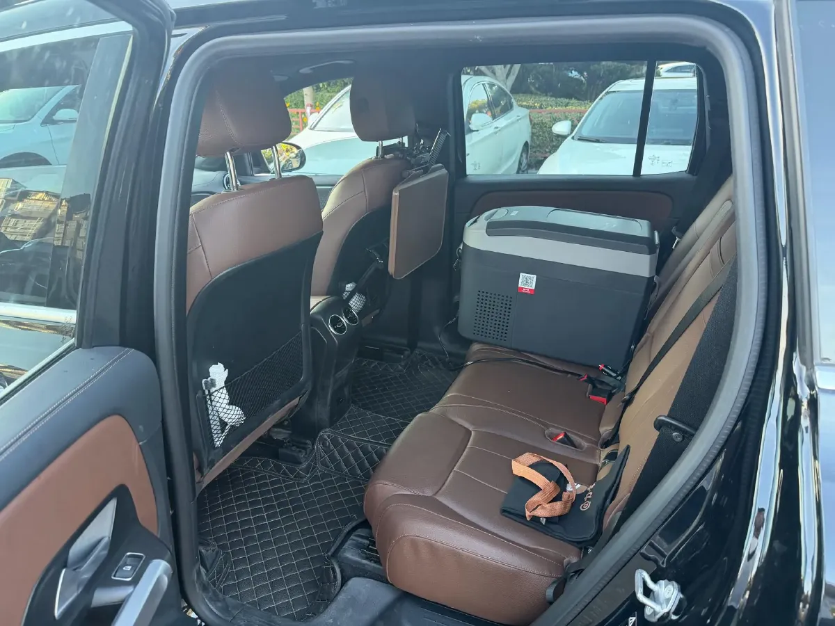 2023 Mercedes-Benz GLB Class 2.0T 190HP L4 8DCT,autocango,china used car exporter,china ev exporter,chinese used car exporter,chinese used ev exporter