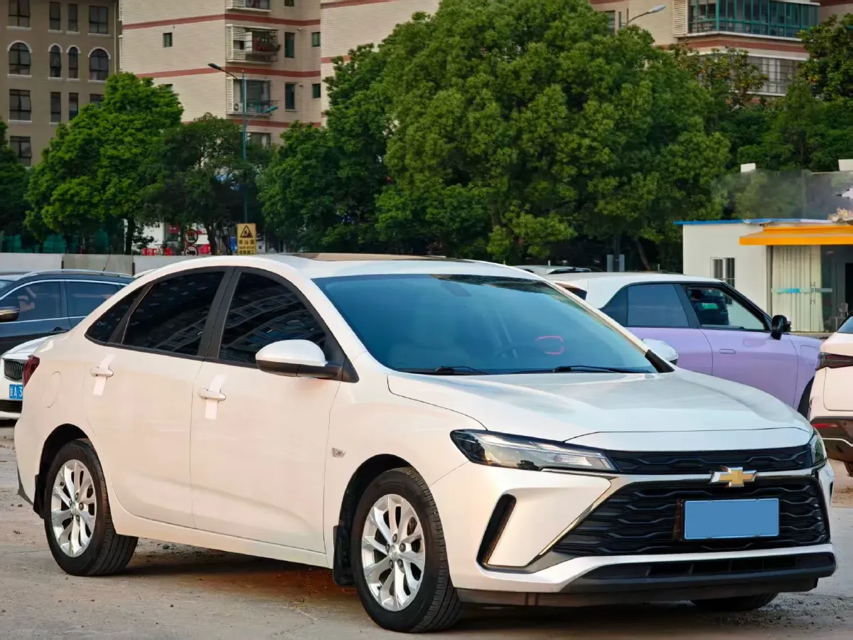 2024 Chevrolet Monza 1.5L 113HP L4 6DCT,autocango,china used car exporter,china ev exporter,chinese used car exporter,chinese used ev exporter