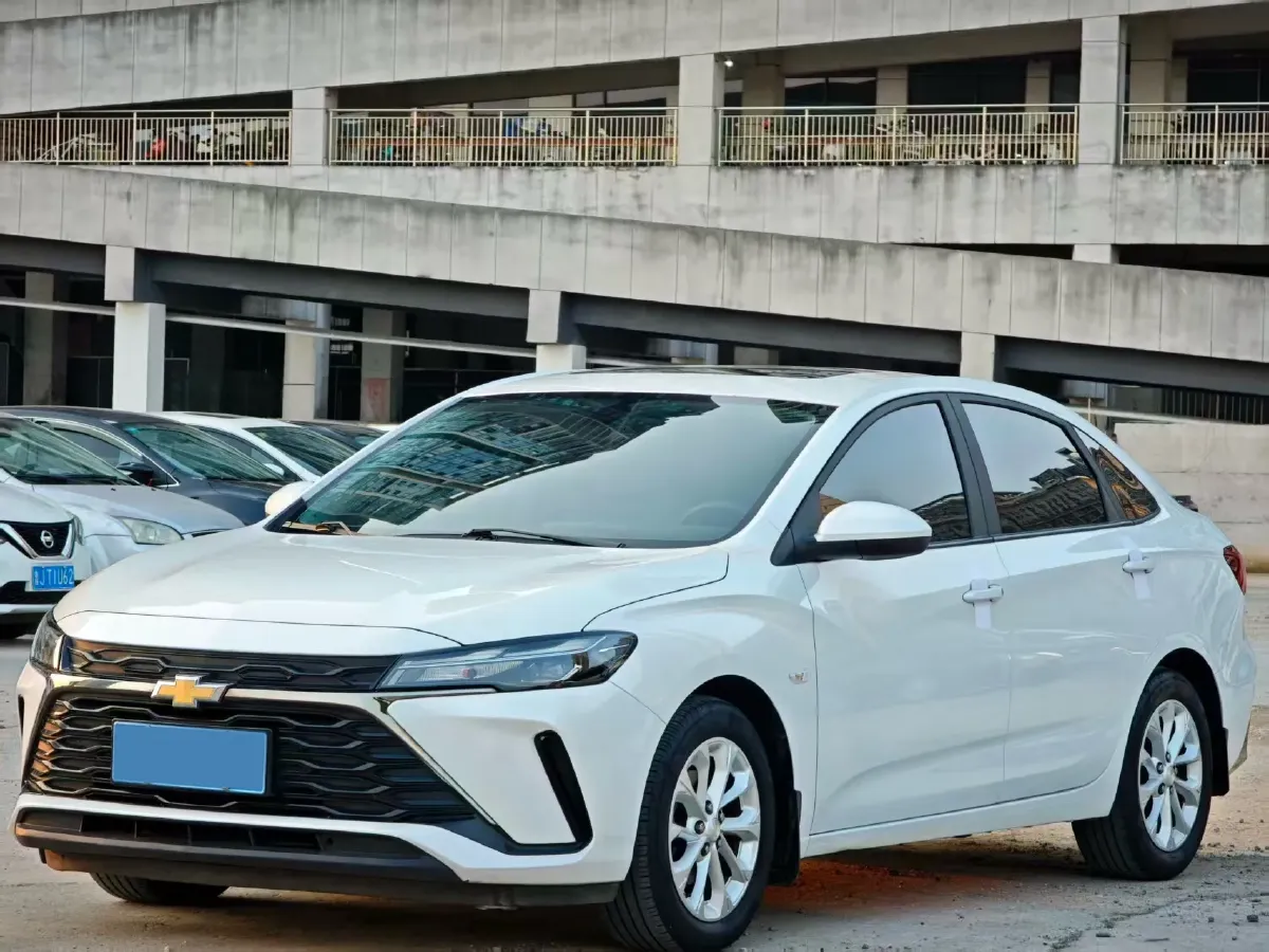 2024 Chevrolet Monza 1.5L 113HP L4 6DCT,autocango,china used car exporter,china ev exporter,chinese used car exporter,chinese used ev exporter