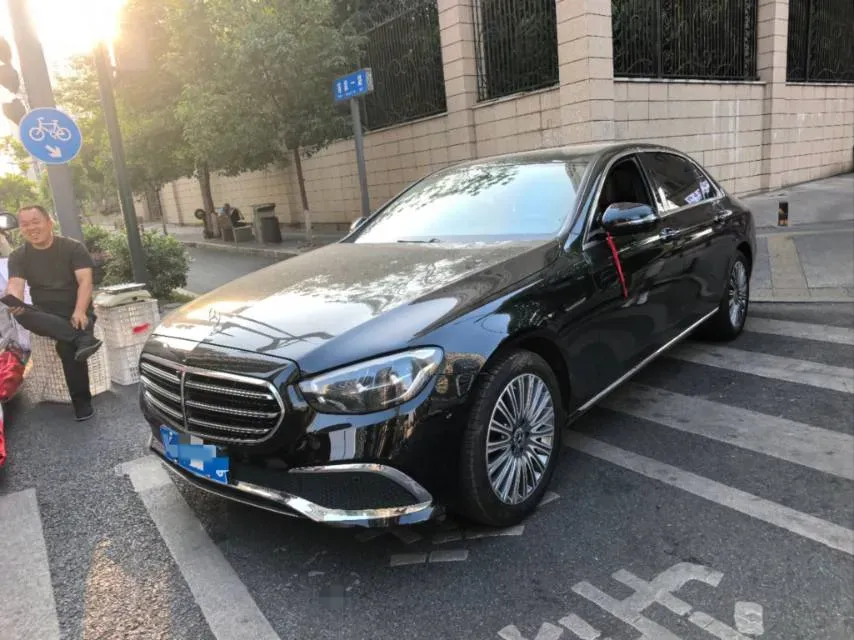2021 Mercedes-Benz E Class 2.0T 258HP L4 9AT,autocango,china used car exporter,china ev exporter,chinese used car exporter,chinese used ev exporter