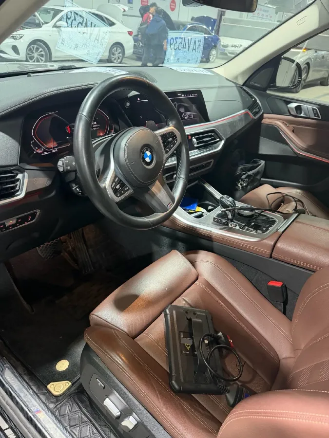 2020 BMW X5 3.0T 340HP L6 8AT,autocango,china used car exporter,china ev exporter,chinese used car exporter,chinese used ev exporter