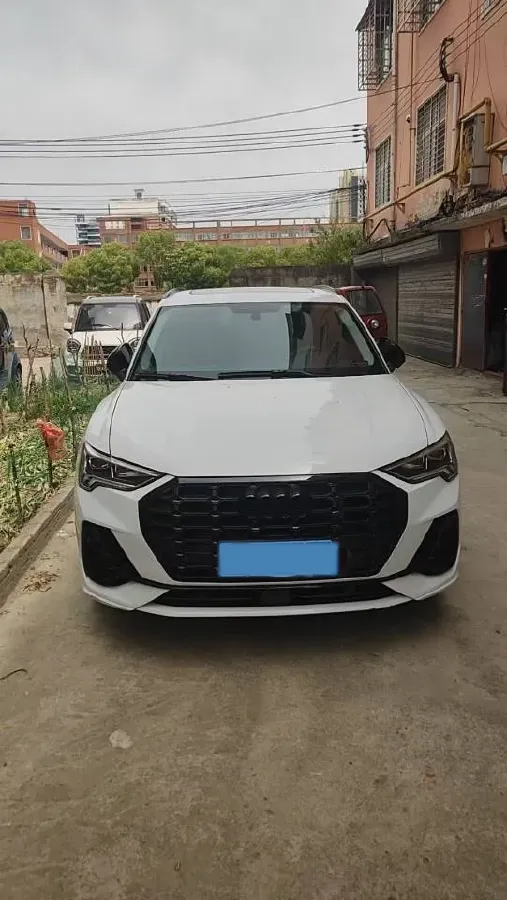 2022 Audi Q3 1.4T 150HP L4 7DCT,autocango,china used car exporter,china ev exporter,chinese used car exporter,chinese used ev exporter