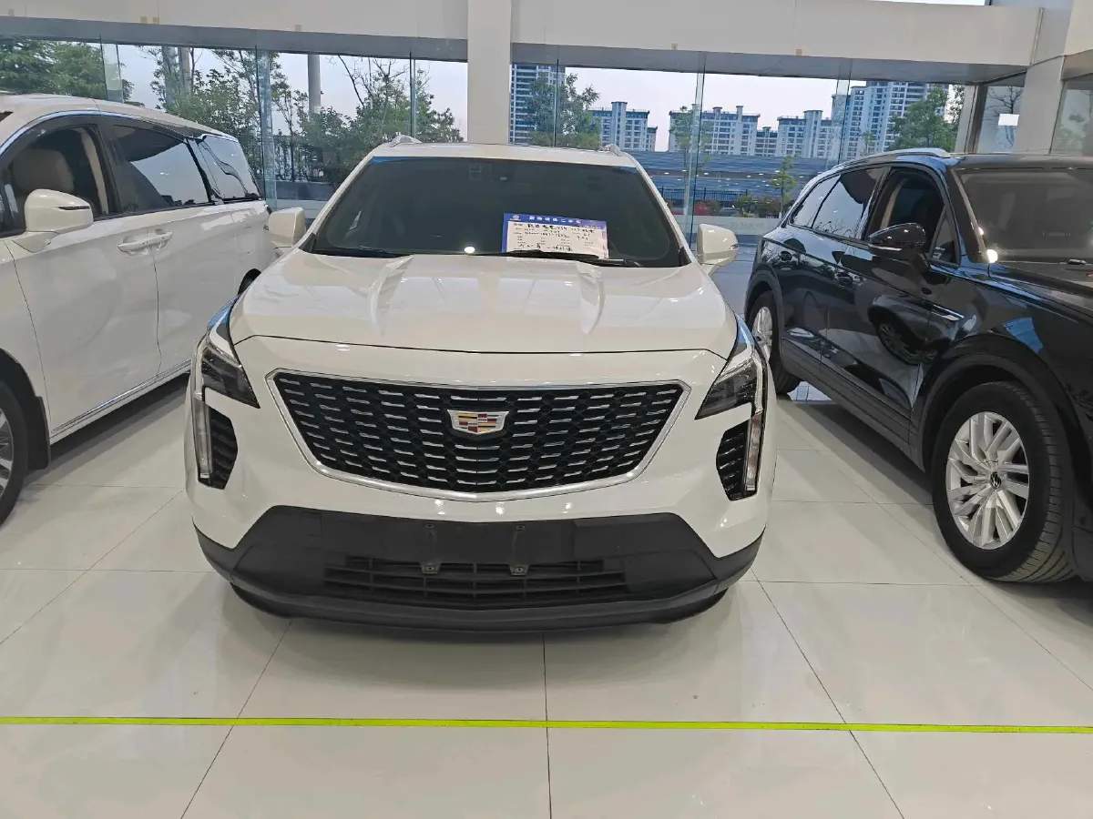 2020 Cadillac XT4 2.0T 237HP L4 9AT,autocango,china used car exporter,china ev exporter,chinese used car exporter,chinese used ev exporter