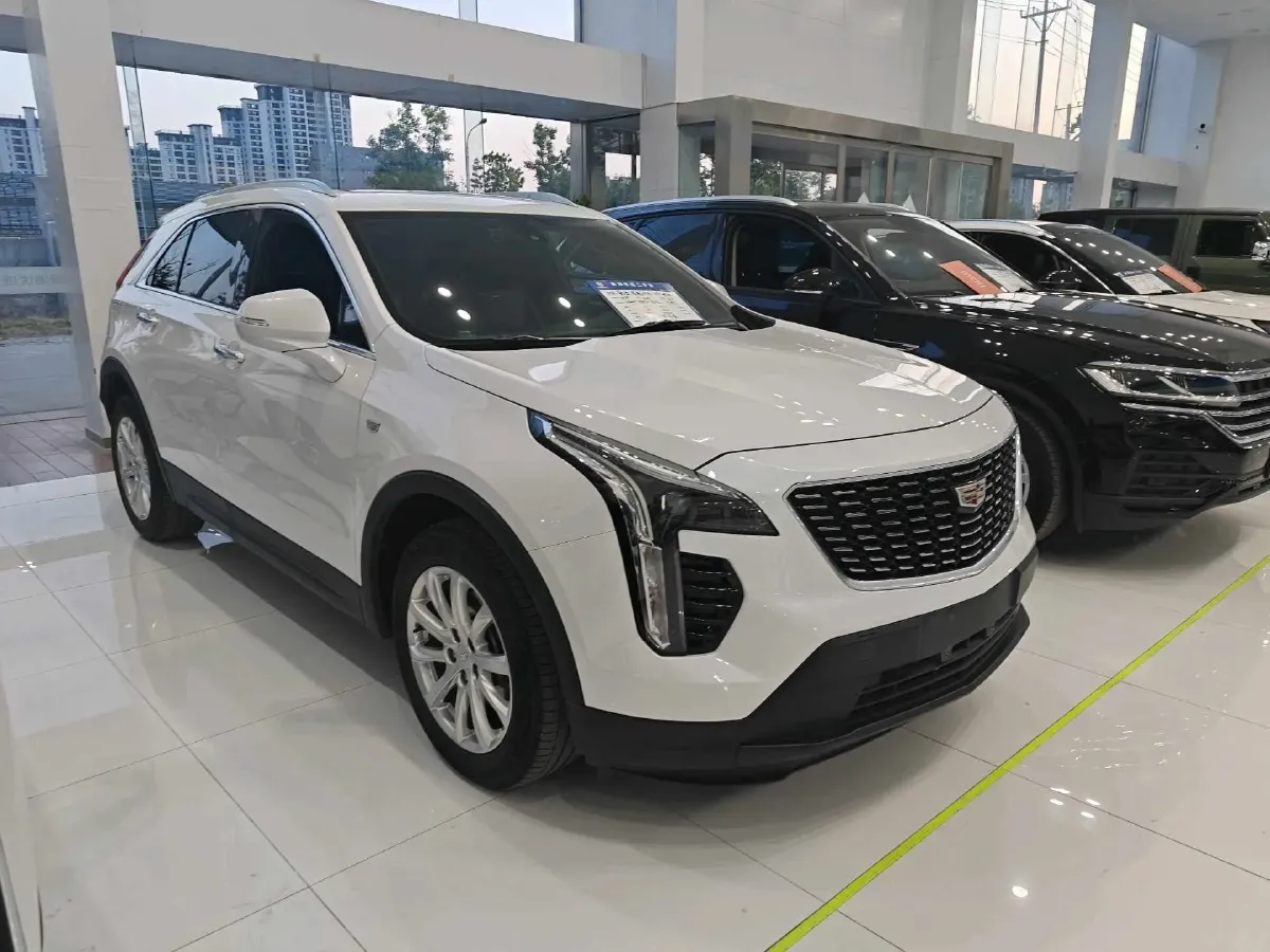 2020 Cadillac XT4 2.0T 237HP L4 9AT,autocango,china used car exporter,china ev exporter,chinese used car exporter,chinese used ev exporter